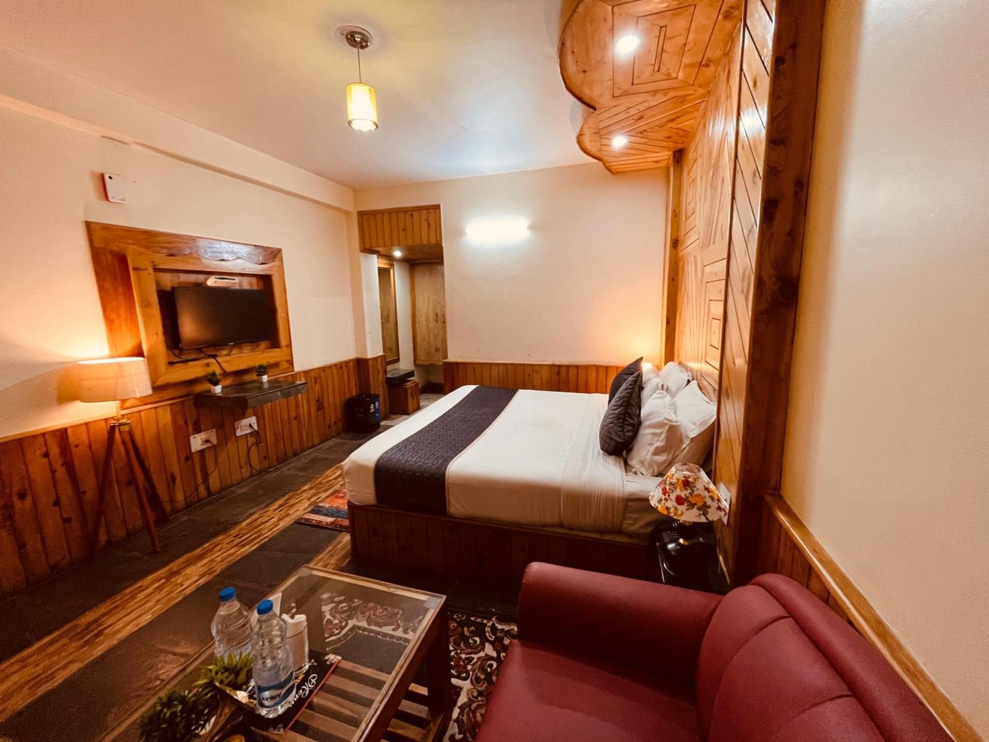 The Hollywood Vibes - #Riverview #Premium Rooms #Prime Location #Most Awarded #Parking #Top Rated #Open Terrace #Best Selling Hotel In Manali Extérieur photo